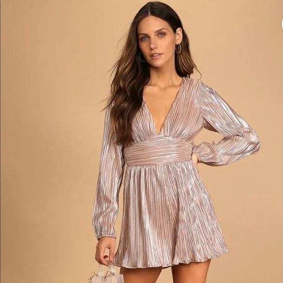 Lulu’s Plisse and Thank You Blush Backless Romper Size Small - Picture 1 of 15